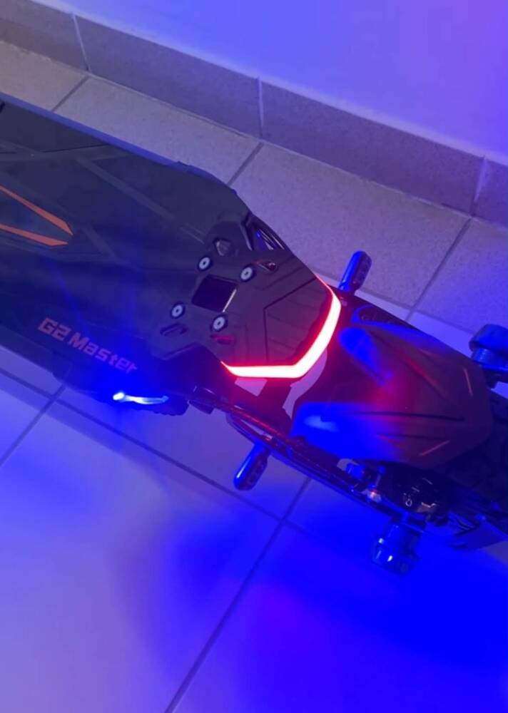 Kukirin G2 Master Lámpa - Image 10